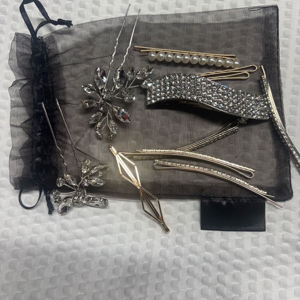 Sparkling Crystal and Pearl Hairpin Collection